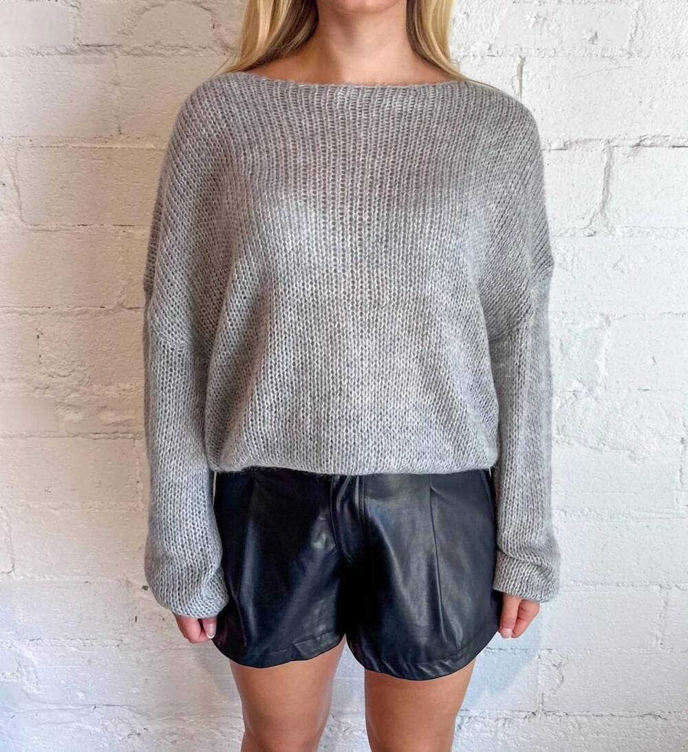 NEW COTTON CANDY LA side eye oversized sweater in light gray